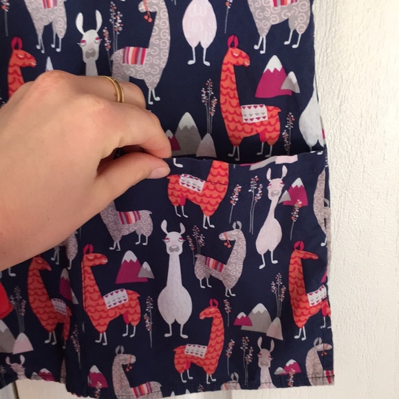 •Zoe + Chloe Nursing Llama Scrub Top• - Picture 2 of 4